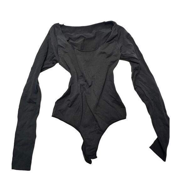 Skims Women’s Size Medium Black BodySuit Super Flattering - Picture 1 of 4